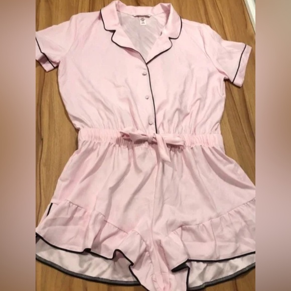 Victoria’s Secret Pink & Black Trim Satin Romper EUC SZ. S - Picture 7 of 10